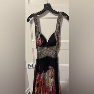 Elegant dress size 6